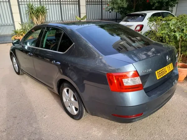 Skoda Octavia 2018 Ambition - 3