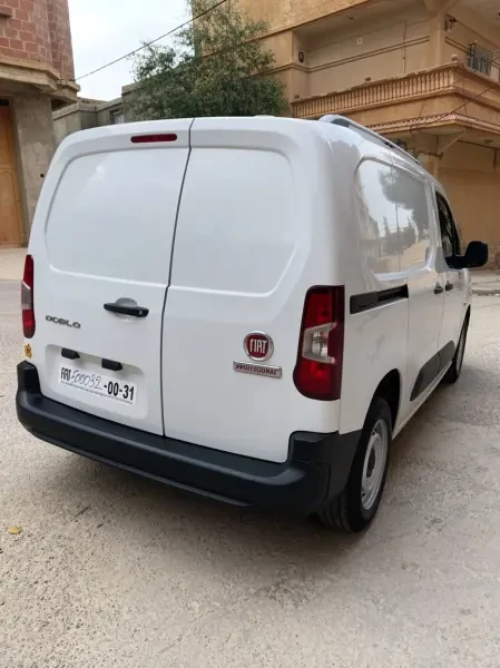 Fiat Doblo 2023 Talyani - 1