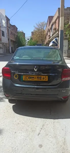 Renault Symbol 2018 - 3