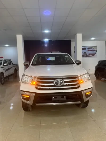 Toyota Revo 2026 - 2
