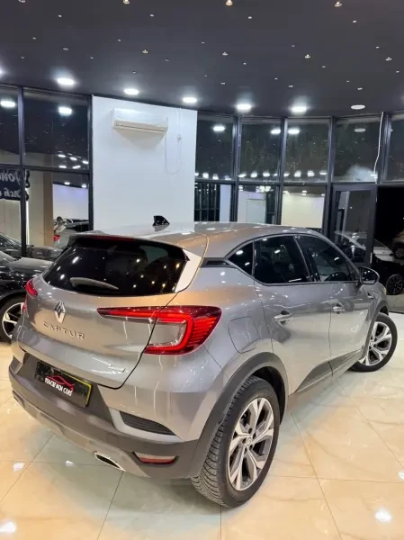 Renault Captur 2022 RS Line - 2