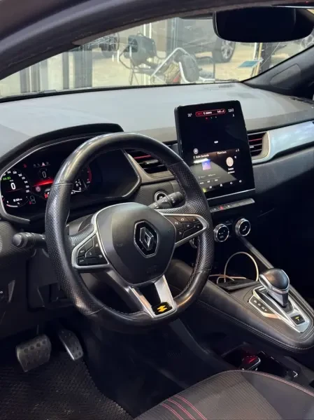 Renault Captur 2022 RS Line - 3