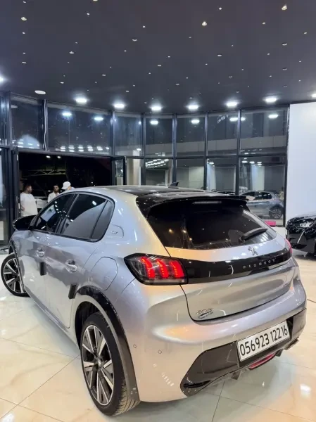 Peugeot 208 2022 GT Line - 2