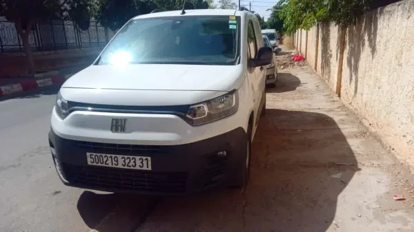 Fiat Doblo 2023 - 4