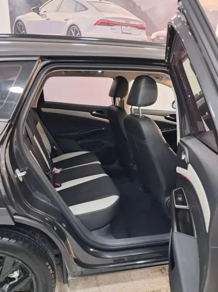 Volkswagen Jetta 2025 Vs7 - 4
