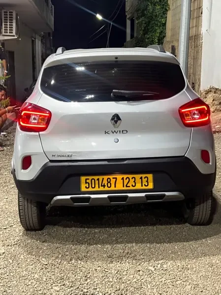 Renault Kwid 2023 Outsider - 3