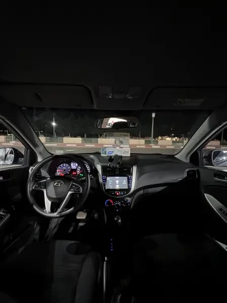 Hyundai Accent RB 5 portes 2018 - 3