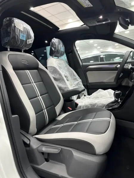 Volkswagen T-Roc 2025 R-Line - 2