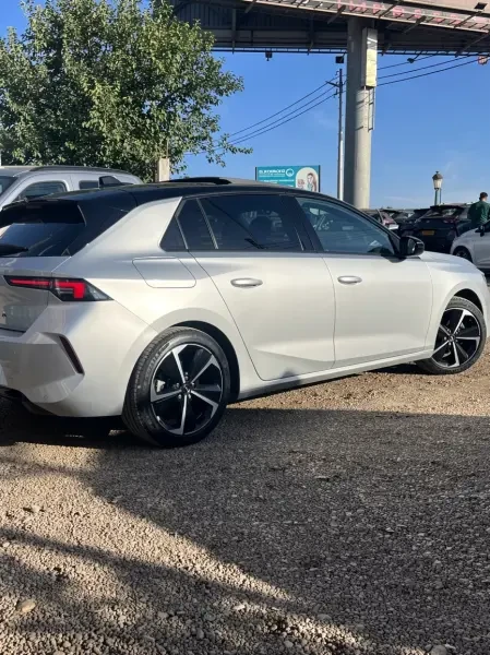 Opel Astra 2025 GS - 3