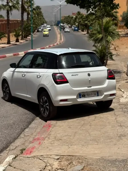 Suzuki Swift 2026 GL Plus - 1