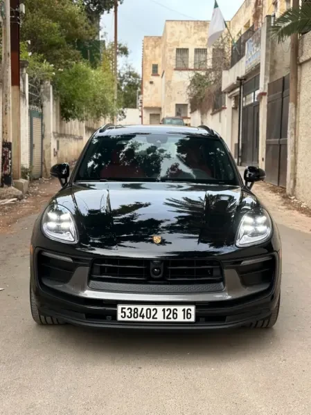 Porsche Macan 2026 T - 1