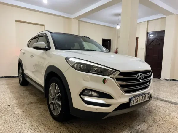 Hyundai Tucson 2018 Prestige - 2