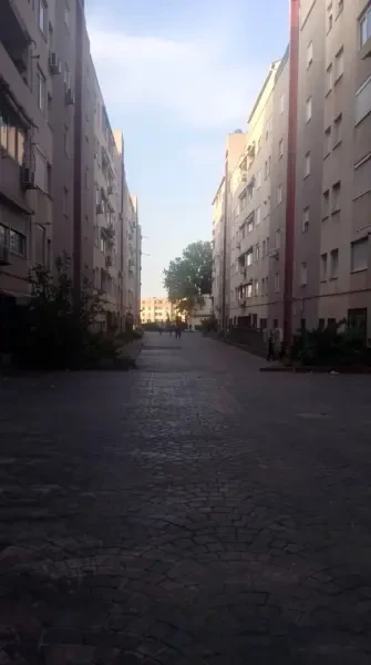 بيع شقة 4 غرف - 1