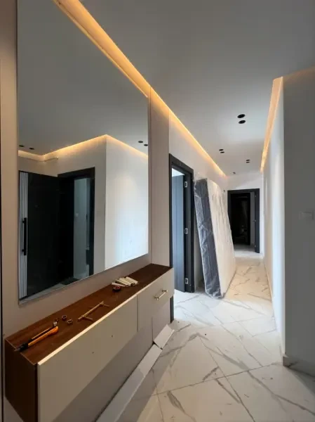 بيع شقة 4 غرف - 5