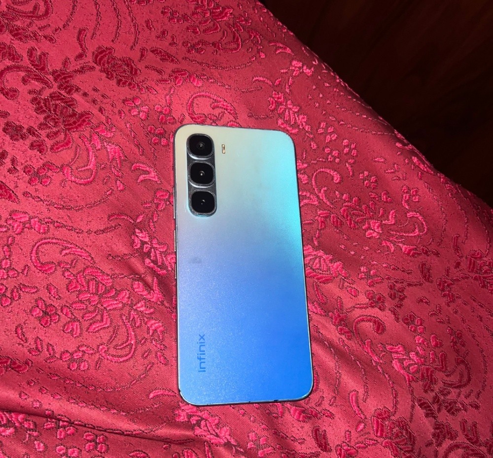 Infinix Hot 60 Pro - 1