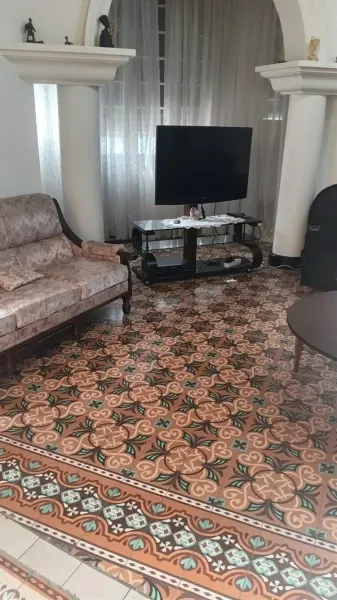 بيع شقة 8 غرف - 3