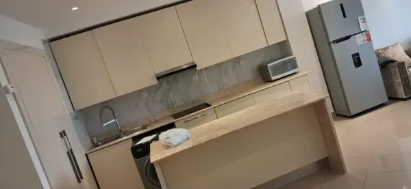 بيع شقة 4 غرف - 2