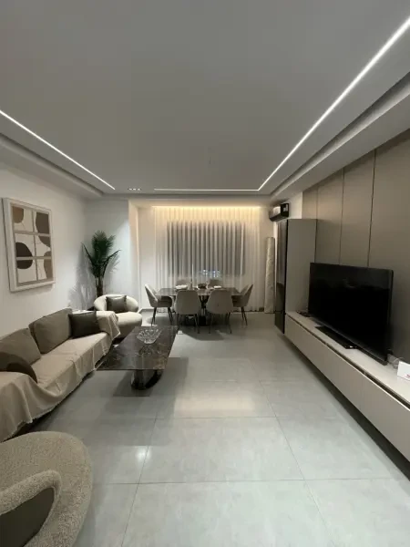 كراء شقة 4 غرف - 5
