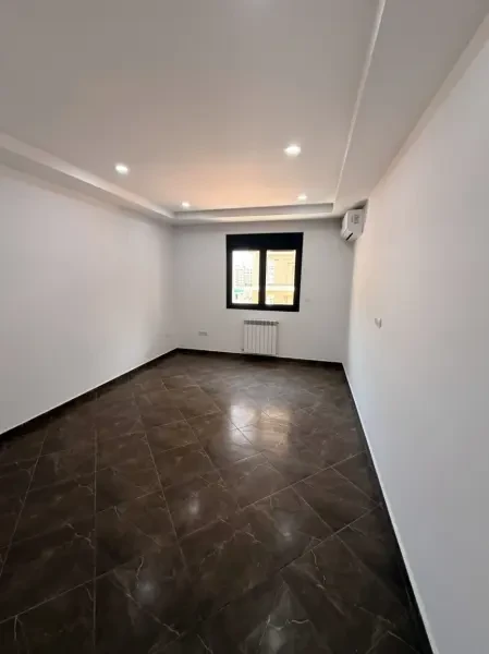 Location Appartement F4 Oran - 1