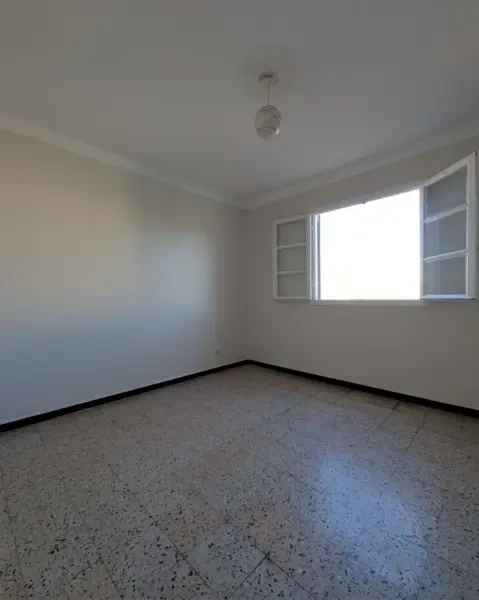 Location Appartement F3 Alger - 1