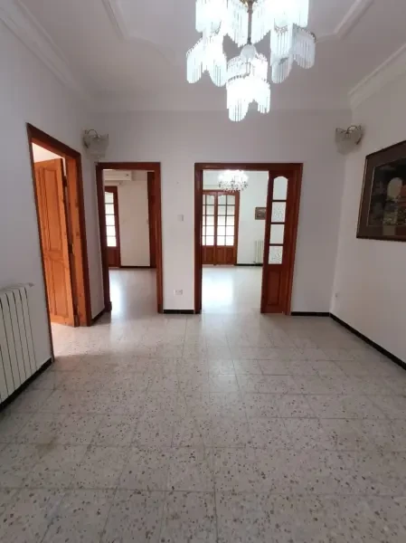 Location Appartement F5 Annaba - 3
