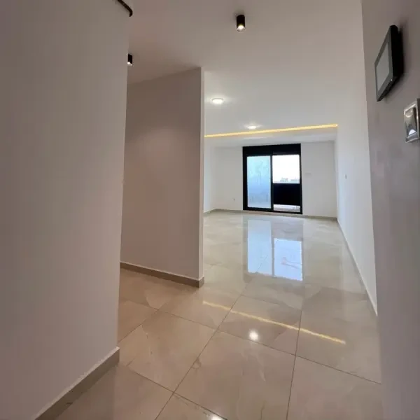 Location Oran f3 - 4