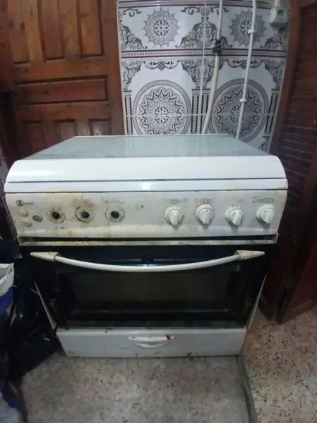Cuisinière - 1