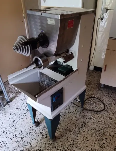 Machine à pâte fraîche - 1
