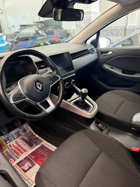 Renault Clio 5 2023 Intense - 3