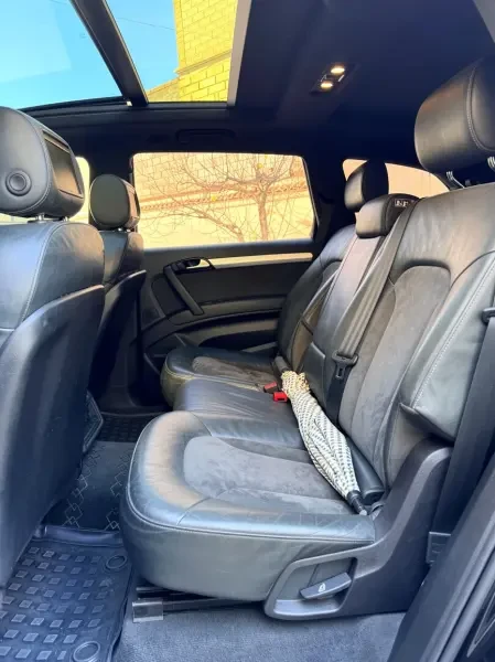 Audi Q7 2011 S-line - 3