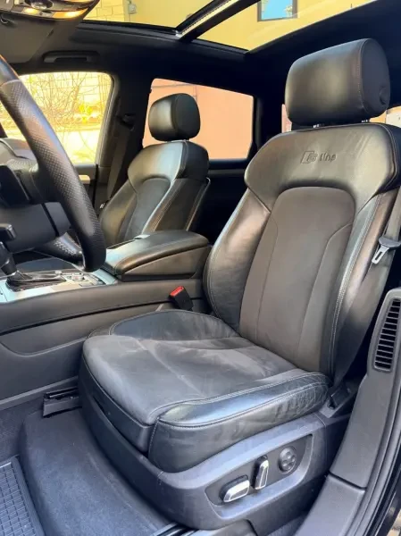 Audi Q7 2011 S-line - 1