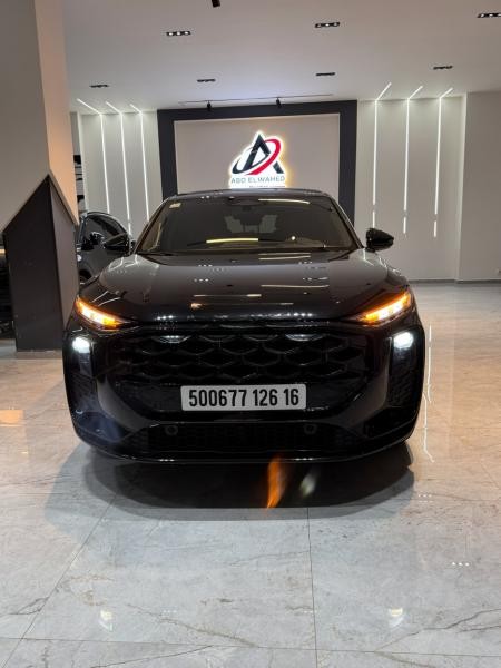 Audi Q3 2026 S-Line - 1