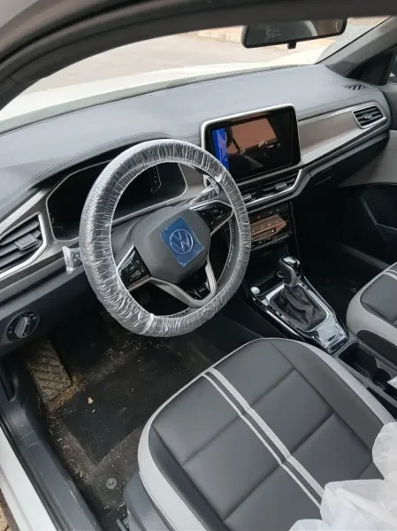 Volkswagen T-Roc 2025 R- Line - 3