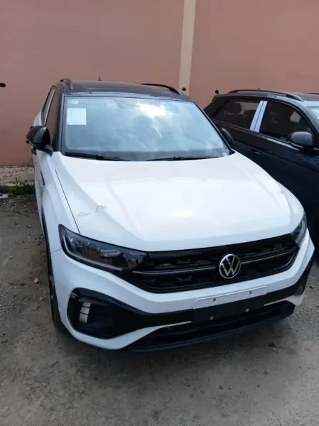 Volkswagen T-Roc 2025 R- Line - 2
