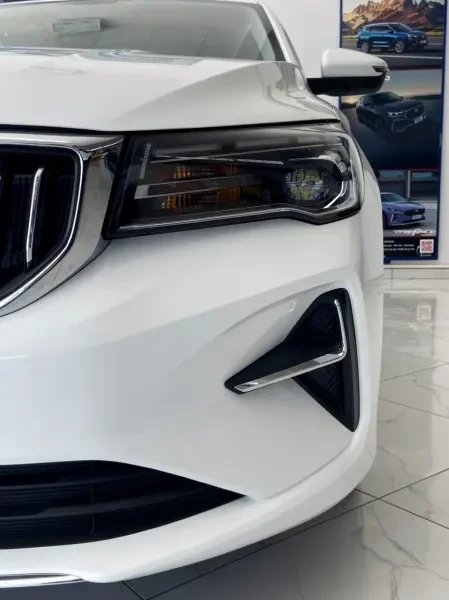 Geely Emgrand 2025 Luxury - 2