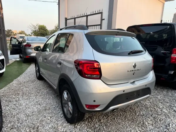 Dacia Sandero 2023 - 4