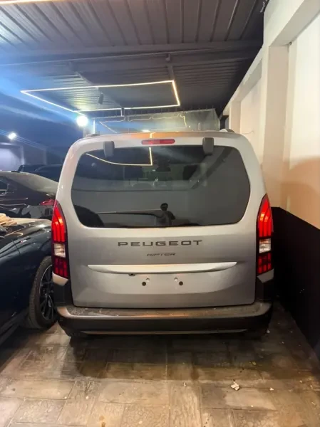 Peugeot Rifter 2026 GT - 1