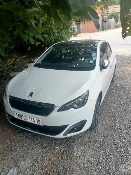 Peugeot 308 2015 Allure - 2
