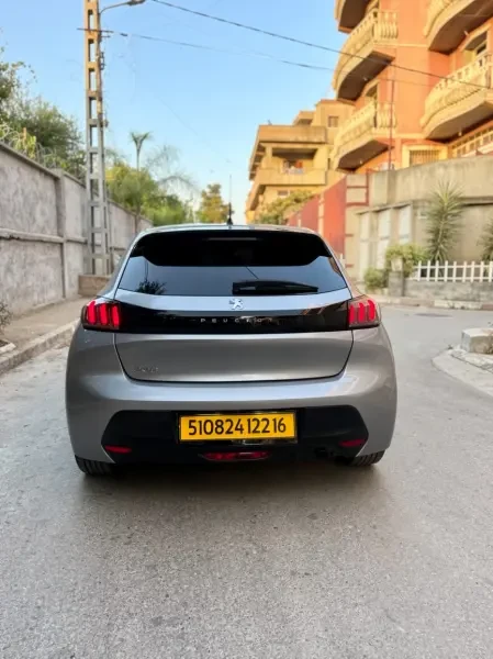 Peugeot 208 2022 Allure - 3