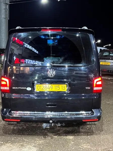 Volkswagen MULTIVAN 2015 - 4
