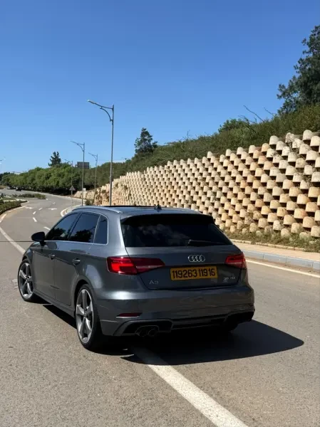 Audi A3 2019 S Line - 3