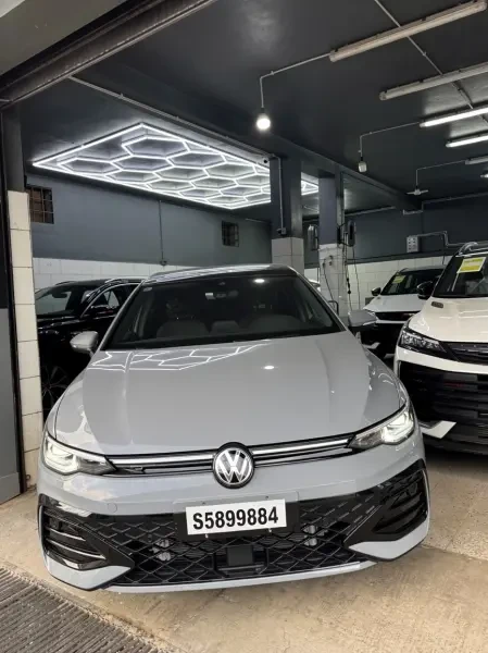 Volkswagen Golf 8 2026 R- Line - 1