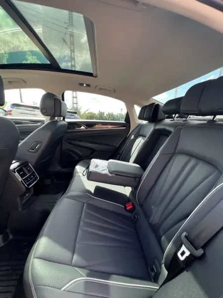Volkswagen Passat 2025 Passat - 2
