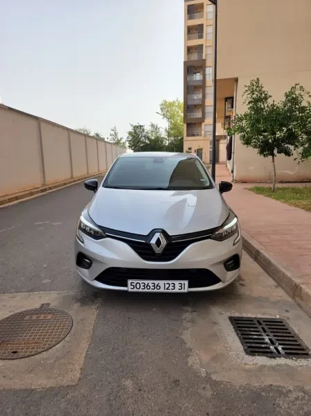 Renault Clio 5 2023 Zen - 2