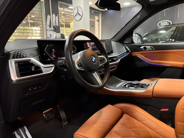BMW X5 2026 M sport - 1