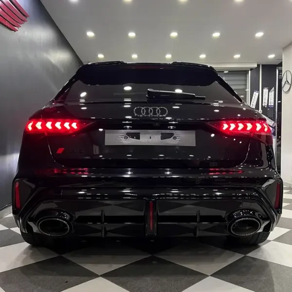 Audi RS3 Sportback 2025 Quattro S - 5