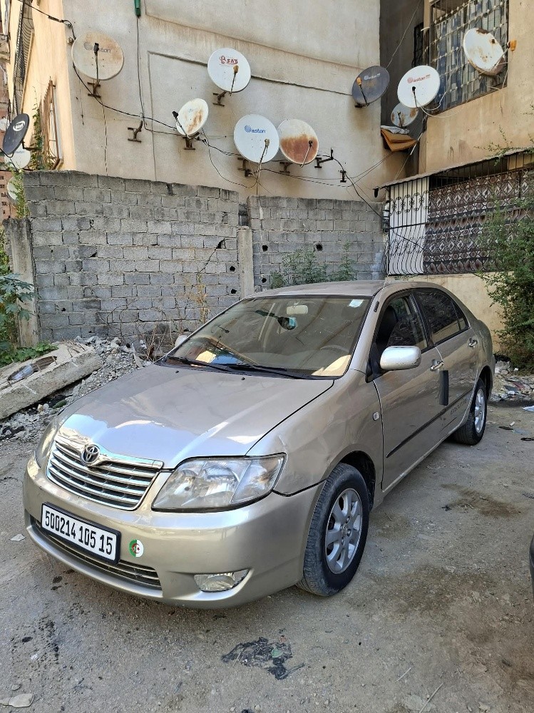 تويوتا كورولا  - 2