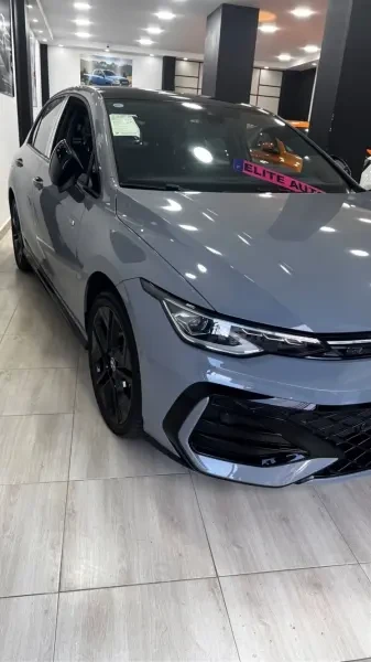 Volkswagen Golf 8 2025 R-Line - 1
