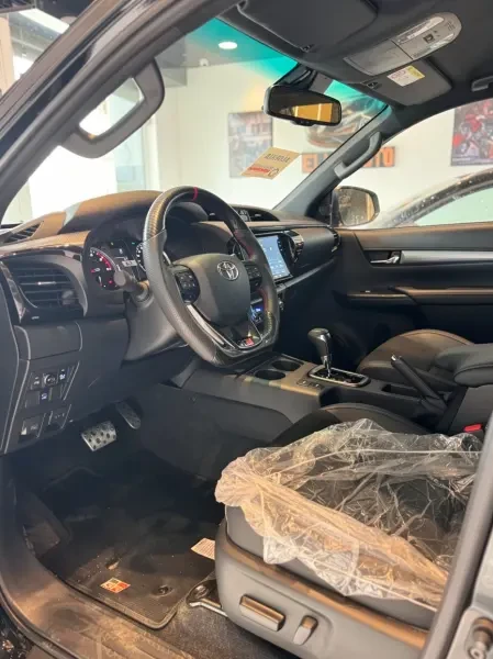 Toyota Hilux 2026 GR - 3