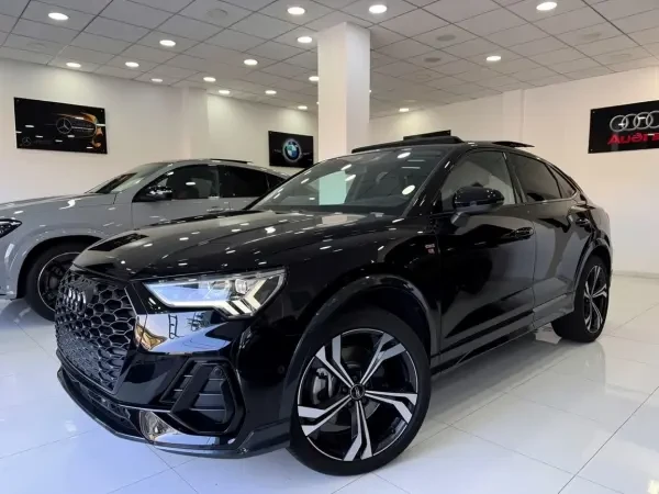 Audi Q3 2023 SLINE - 1